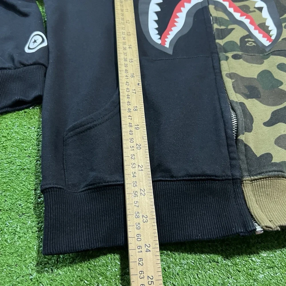 Bape A Bathing Ape Shark Hoodie LG WGM Tiger Camo Color Block Full Zip EUC - Picture 10 of 13